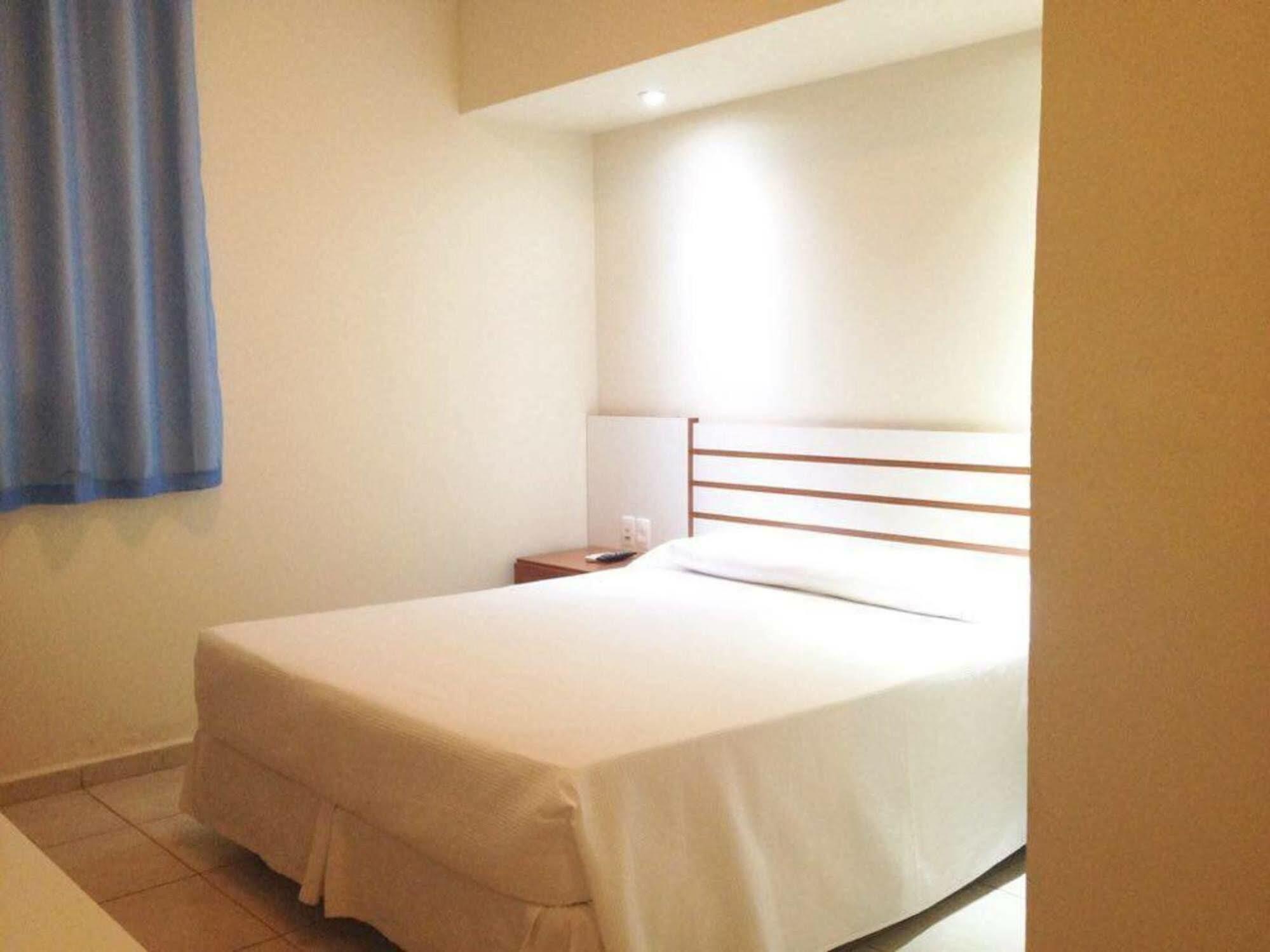 Habitat Hotel Pirassununga Buitenkant foto